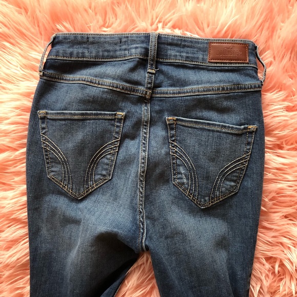 Hollister ultra high rise super skinny jeans - Picture 2 of 4